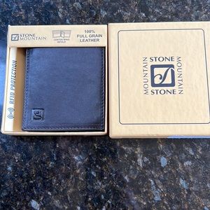 Stone Mountain Leather Wallet NEW